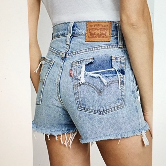 Levi’s Wedgie Fit Jean Cut-Offs Shorts - Picture 10 of 10